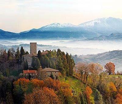 фото отеля Castello di Petroia Hotel Gubbio