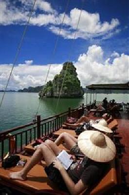 фото отеля Golden Lotus Cruise Cabins Halong