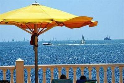 фото отеля Europe Playa Marina