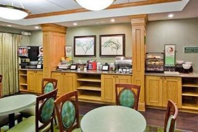 фото отеля Country Inn and Suites Buckhead