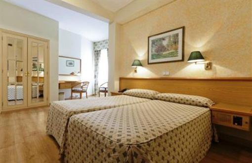 фото отеля Hotel Riazor A Coruna