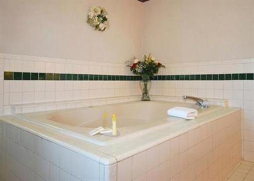 фото отеля Comfort Inn & Suites Airport