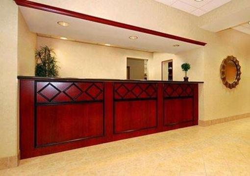 фото отеля Comfort Inn & Suites Airport