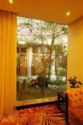фото отеля Linping Hotel