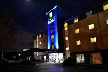 фото отеля Hampton by Hilton Birmingham Star City