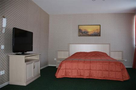 фото отеля Tourist Hotel Cheboksary