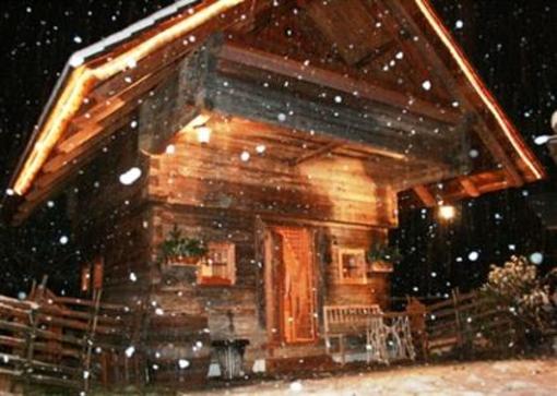 фото отеля Bezaubernder Lust Troadkasten Urlaub fur Zwei Gasthof