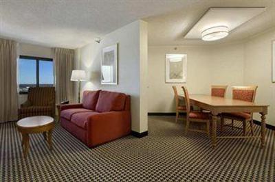 фото отеля Hilton Garden Inn Oakbrook Terrace