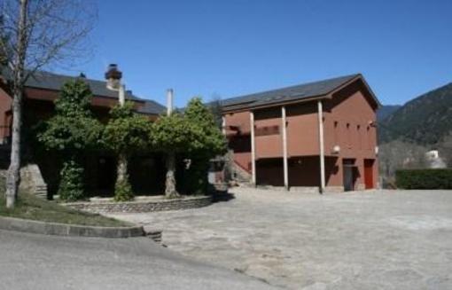 фото отеля Alberg Escola de Piraguisme de Sort