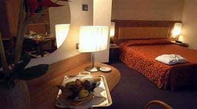 фото отеля Nicotel Hotel Barletta