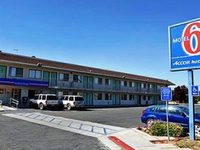 Motel 6 Bakersfield Airport