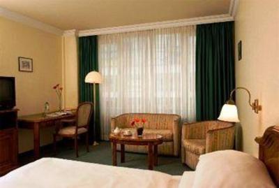 фото отеля Azimut Hotel Berlin Kurfuerstendamm