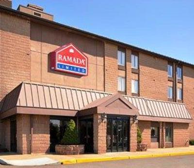 фото отеля Ramada Limited South Plainfield