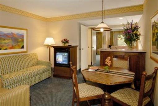 фото отеля Radisson Suites Hotel Covina