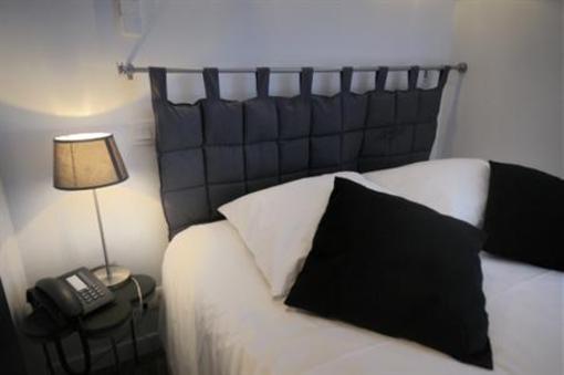 фото отеля Un Hotel en Ville