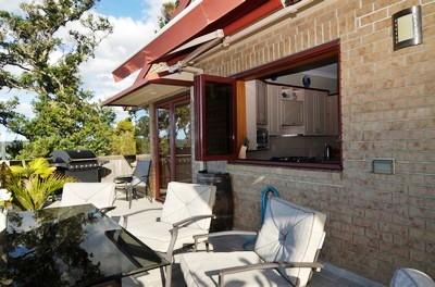 фото отеля Bay of Islands Beach House Apartments Paihia