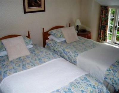фото отеля Ammonite Lodge Guest House Chard