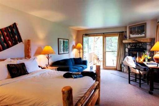 фото отеля Rainbow Ranch Lodge Big Sky