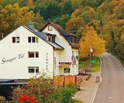 фото отеля Hotel Pension Steeger Tal Bacharach