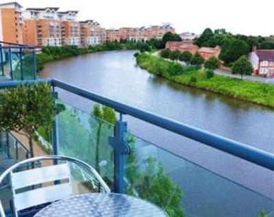 фото отеля WaterSide Apartments Cardiff