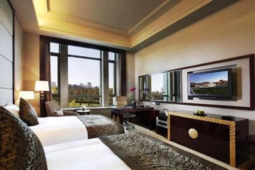 фото отеля Crowne Plaza Erdos
