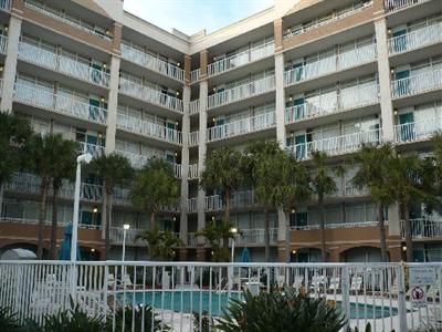 фото отеля Quality Suites Near Orange County Convention Center