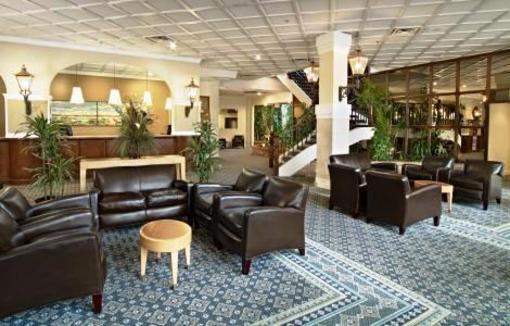 фото отеля Lethbridge Lodge Hotel and Conference Centre