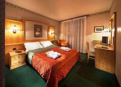 фото отеля Hotel Miralago Molveno