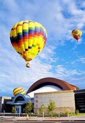 фото отеля Courtyard Albuquerque Airport