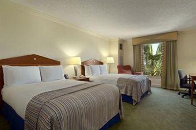 фото отеля Hilton Naples