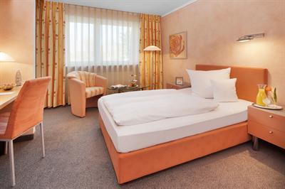 фото отеля Hotel HerzogsPark Herzogenaurach