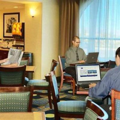 фото отеля Hampton Inn & Suites Lancaster