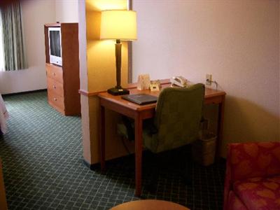 фото отеля Fairfield Inn & Suites Sacramento Airport Natomas