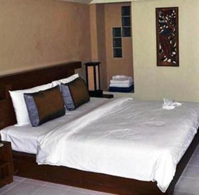 фото отеля Poppa Palace Hotel Phuket