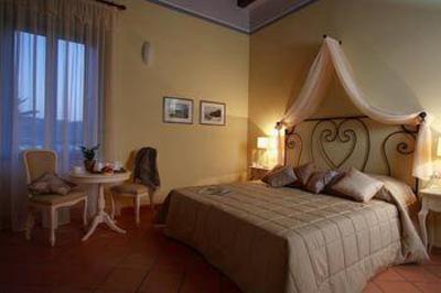 фото отеля Villa Sgariglia Resort Campolungo