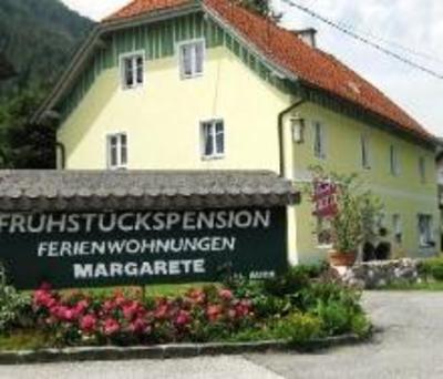фото отеля Fruhstuckspension Margarete