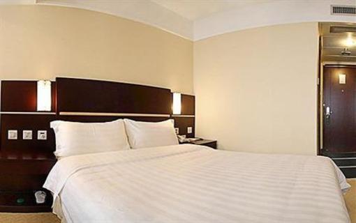 фото отеля Vienna International Hotel - Changsha Fowin Branch