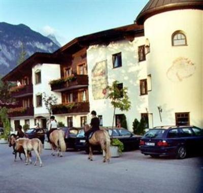 фото отеля Der Schlosslhof