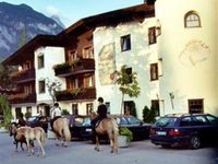 Der Schlosslhof