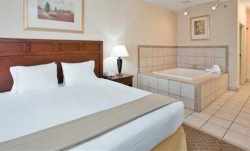 фото отеля Holiday Inn Express Kirksville