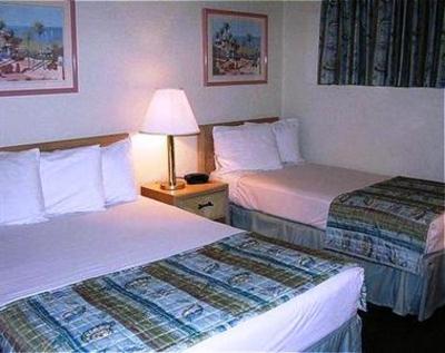 фото отеля Wakulla Suites