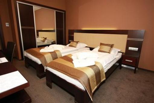 фото отеля Hotel Dolphin Senec