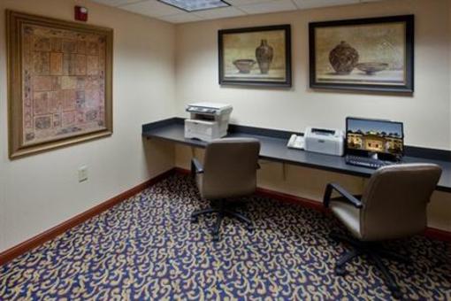 фото отеля Holiday Inn Express Walterboro