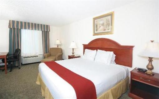 фото отеля Holiday Inn Express Walterboro