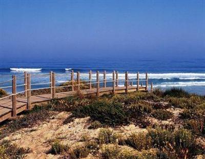 фото отеля Holiday Residences at Praia d’el Rey Resort