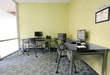 фото отеля Crowne Plaza Suites Arlington