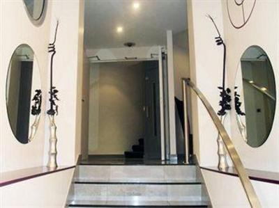 фото отеля Astor Hotel Suresnes