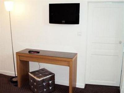 фото отеля Astor Hotel Suresnes