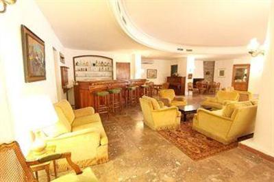 фото отеля Grand Hotel De Calvi