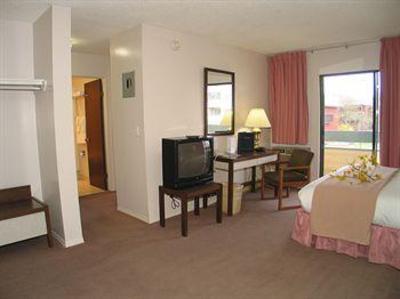 фото отеля The Recreation Inn & Suites